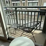 Logies Maurice, Cosy En Gelegen Appartement, Gratis Prive Parking Apartamento *