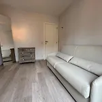 Logies Maurice, Cosy En Gelegen Appartement, Gratis Prive Parking Apartamento