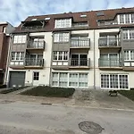 Logies Maurice, Cosy En Gelegen Appartement, Gratis Prive Parking