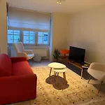 Logies Maurice, Cosy En Gelegen Appartement, Gratis Prive Parking Koksijde