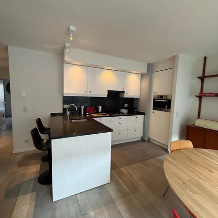 Logies Maurice, Cosy En Gelegen Appartement, Gratis Prive Parking *