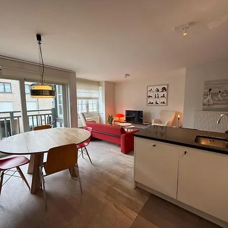 Logies Maurice, Cosy En Gelegen Appartement, Gratis Prive Parking Apartamento