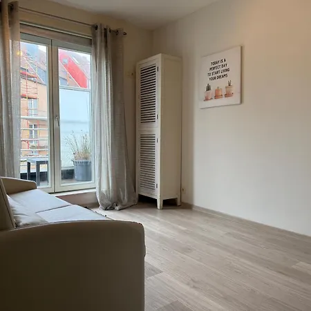 Logies Maurice, Cosy En Gelegen Appartement, Gratis Prive Parking Apartamento