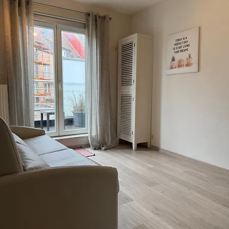 Logies Maurice, Cosy En Gelegen Appartement, Gratis Prive Parking Apartament