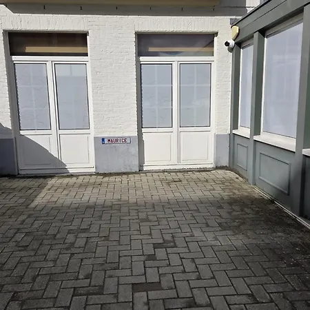Logies Maurice, Cosy En Gelegen Appartement, Gratis Prive Parking